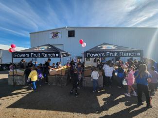Third Grade Visit's Fowers Fruit Ranch